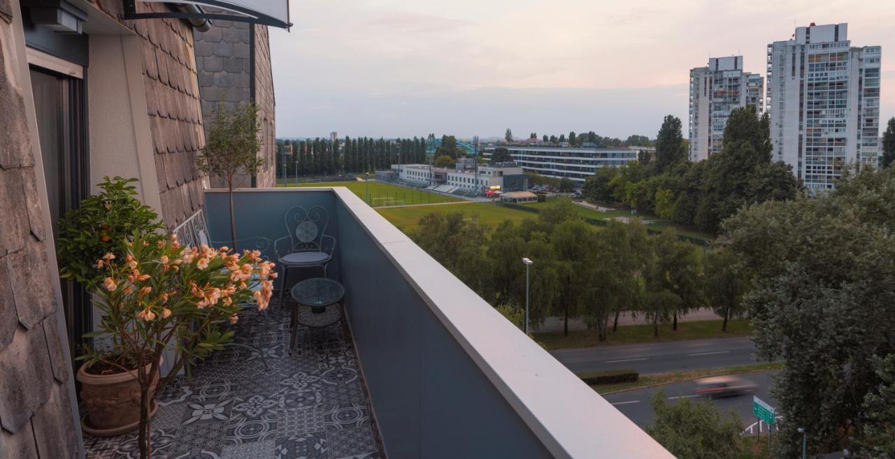 Studio Apartman Bohem ซาเกร็บ ภายนอก รูปภาพ